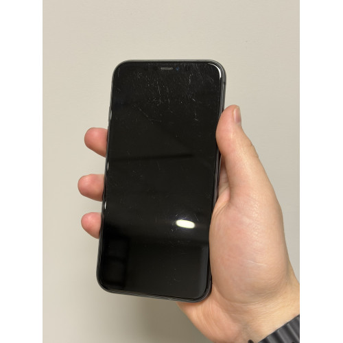 iPhone 11 128ГБ чёрный