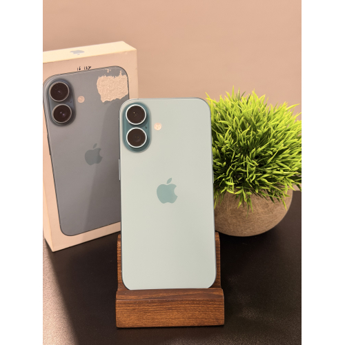iPhone 16 128гб зелёный