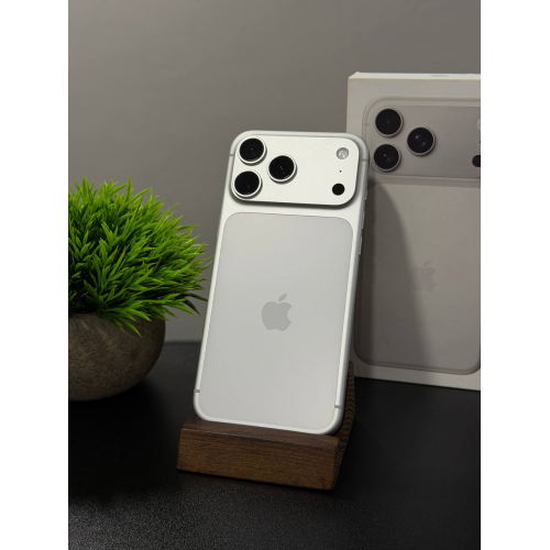 iPhone 17 Pro Max 256гб серебристый Sim+eSim