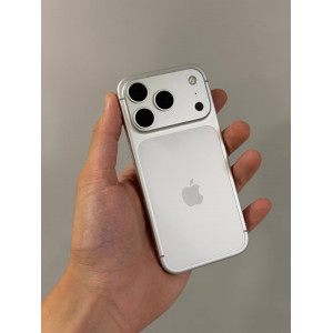 iPhone 17 Pro 256гб Белый