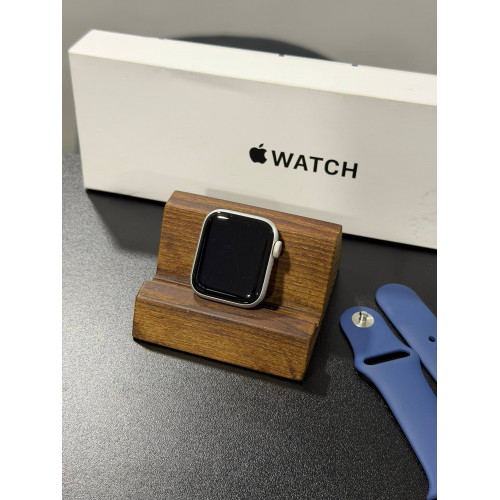 Apple Watch SE 2 40mm Светлые