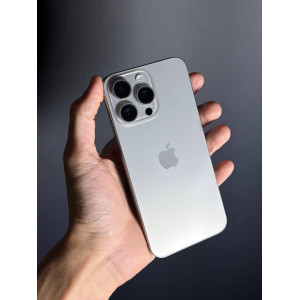 iPhone 15 Pro Max 256гб Серый
