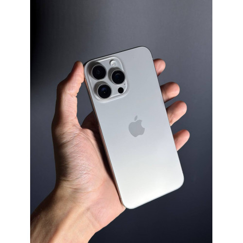 iPhone 15 Pro Max 256гб Серый