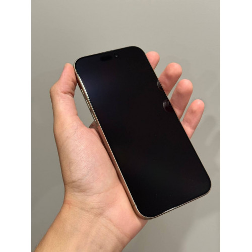 iPhone 16 Pro Max 1024гб Золотистый
