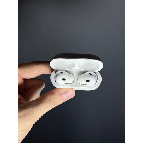 AirPods Pro 2 lightning