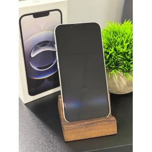 iPhone 16e 128ГБ белый