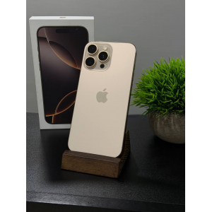 iPhone 16 Pro Max 256гб золотистый