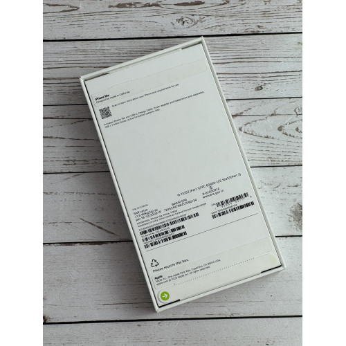 Новый iPhone 16E 128 White Sim+ESIM