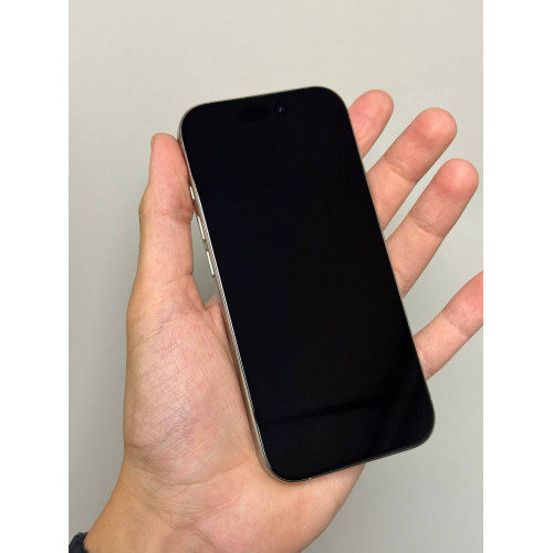 iPhone 16 Pro 128гб Серый