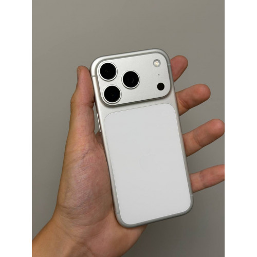 iPhone 17 Pro 256гб Белый