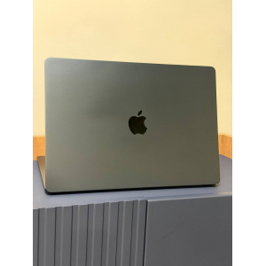 MacBook Air 15 M3 8/256ГБ чёрный