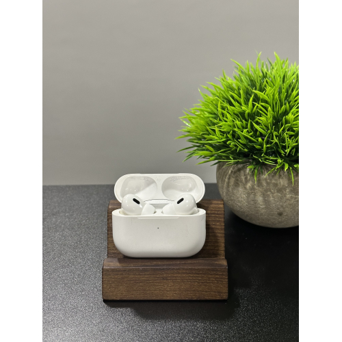 AirPods Pro 2 lightning white