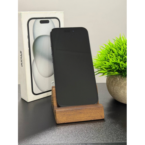 iPhone 15 256гб чёрный