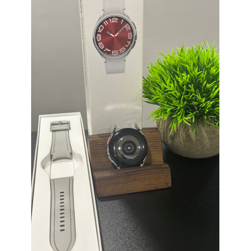 Samsung Galaxy Watch 6 Classic 43mm серебристый