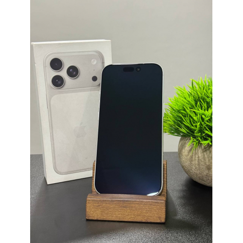 iPhone 17 Pro 256gb серебристый Sim+eSim