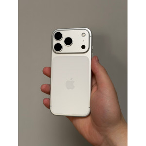 iPhone 17 Pro 256гб Белый