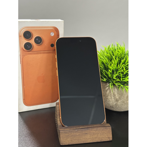 iPhone 17 Pro 256гб оранжевый Sim+eSim