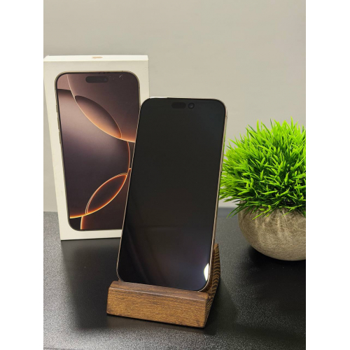 iPhone 16 Pro Max 256гб золотистый