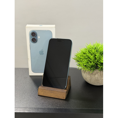 iPhone 16 128гб зеленый