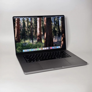Apple MacBook Pro 16 M1 (2021)