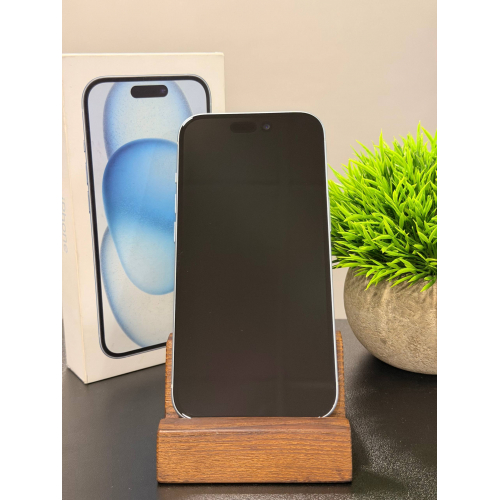 iPhone 15 128гб голубой