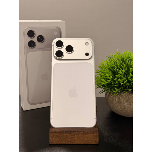 iPhone 17 Pro Max 256гб серебристый eSim