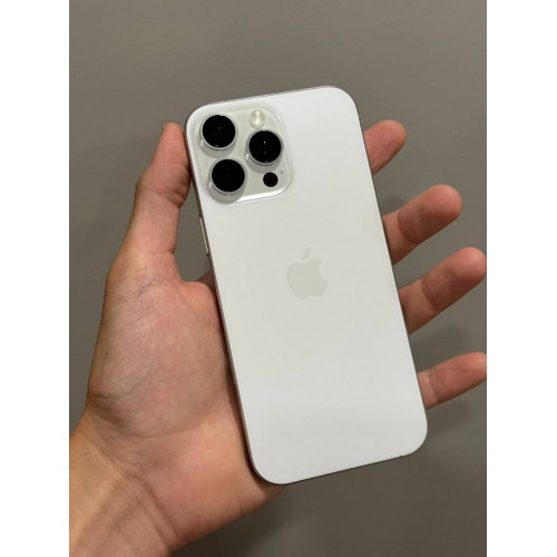 iPhone 16 Pro Max 256гб Белый