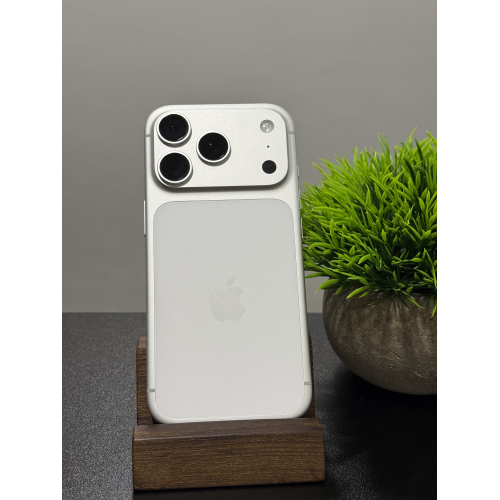 iPhone 17 Pro 512gb sim + eSIM
