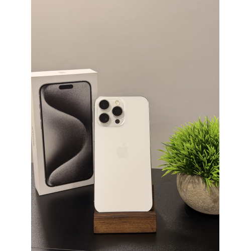 iPhone 15 Pro Max 256гб белый