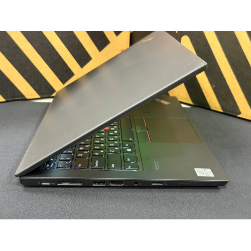 Lenovo Thinkpad P14s G1 i7